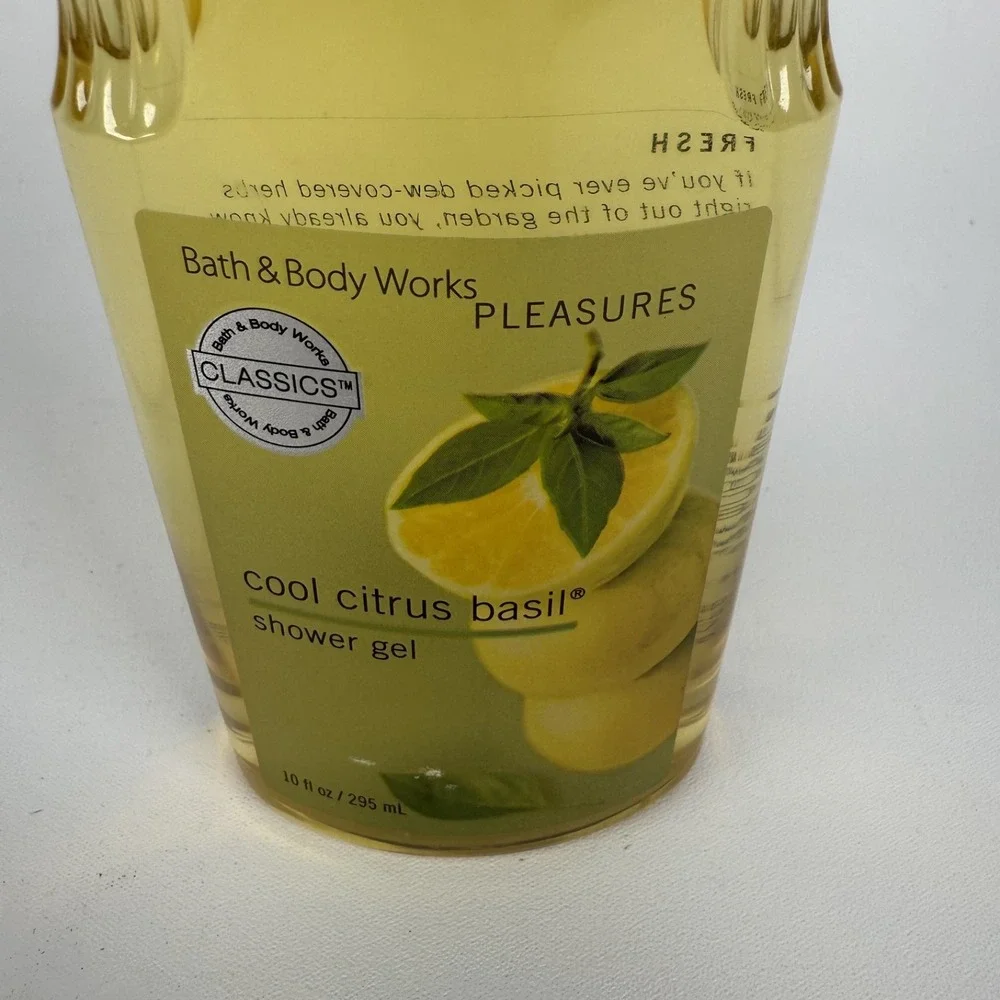 Bath & Body Works Pleasures Exotic‎ Coconut Shower Gel 10oz NEW Retired Rare